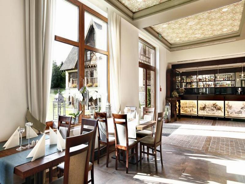 Hotel Aubrecht Country Spa Resort Przechlewo Exterior foto