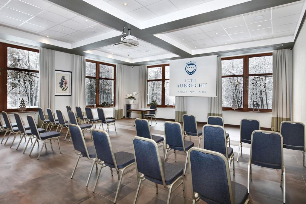 Hotel Aubrecht Country Spa Resort Przechlewo Exterior foto