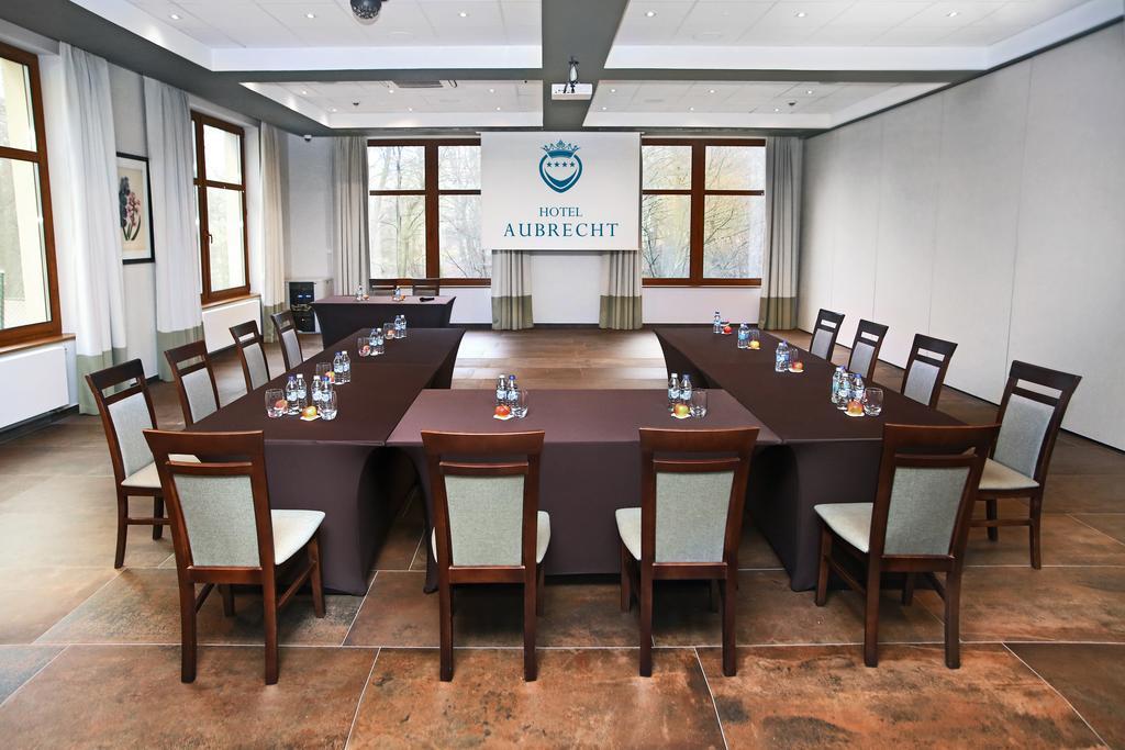 Hotel Aubrecht Country Spa Resort Przechlewo Exterior foto